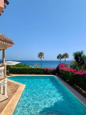 Villa Monterray, Royal Beach, Calahonda - Beach Front Villa Sitio De Calahonda